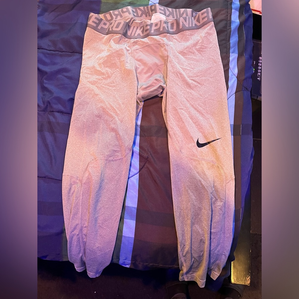 Nike pro combat 3/4 compression “shorts”